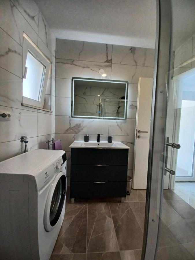 Luxury Apartment Cvita โปดสตรานา ภายนอก รูปภาพ